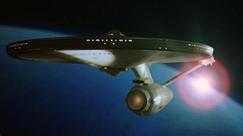 Star Trek: The Motion Picture, una épica odisea espacial con efectos especiales pioneros y un dilema existencial!